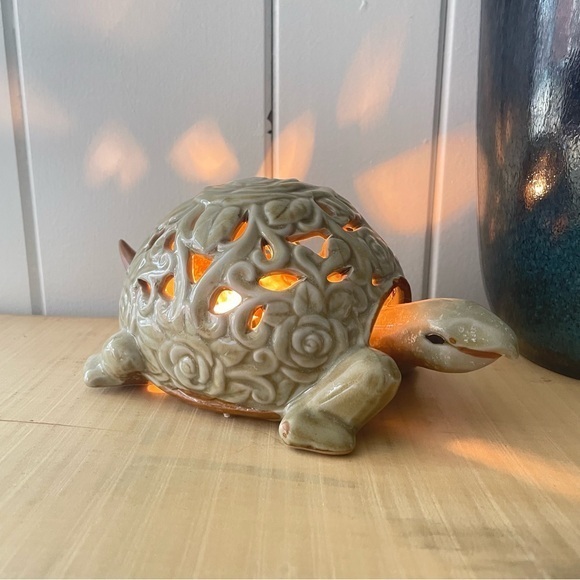 Other - Beautiful Turtle Light 9” x 5” Ceramic Ocean Sea Beach Decor Lamp